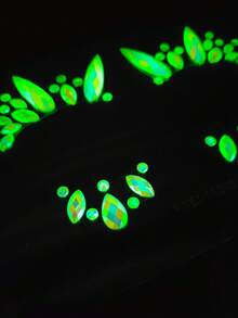 1 hoja Pegatina tatuaje facial luminoso con diamante de imitación para fiesta - Multicolor - Ver 7