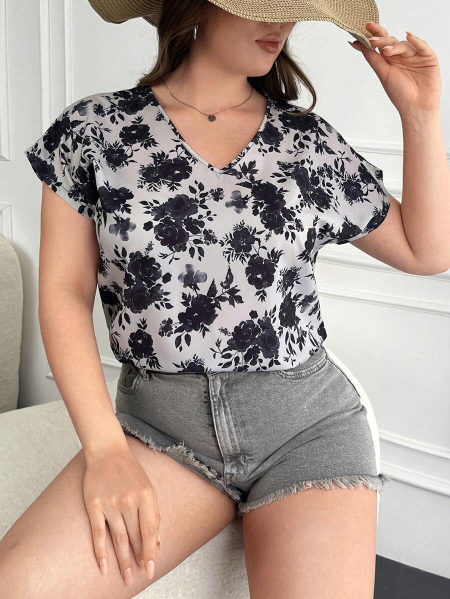 RueChic Plus Floral Print Batwing Sleeve Blouse - Multicolor - View 1