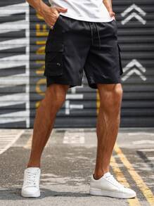 Manfinity LEGND 男裝翻蓋口口袋抽繩腰部貨物短褲 - 黑色 - 查看 4