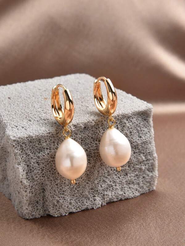 زوج من أقراط قطرة اللؤلؤ الطبيعي مطلية بالذهب عيار 18 قيراط، مناسب للنساء لاستخدام يومي، حفلات الأعياد والمناسبات، هدية للنساء