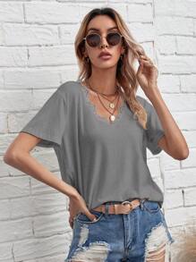 SHEIN Frenchy 蕾絲拼接V領T恤 - 灰色 - 查看 5