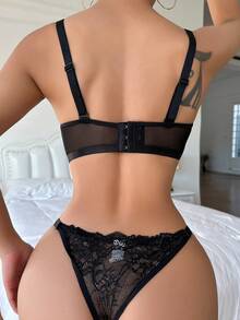 Contrast Lace Underwire Lingerie Set - Black - View 2
