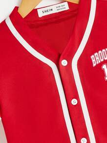 SHEIN 小男童字母圖案貼布細節襯衫