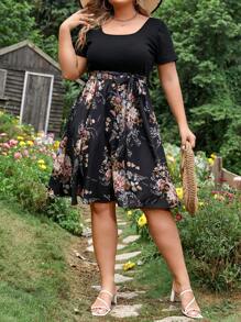 SHEIN LUNE 大碼印花繫腰帶連衣裙 - 彩色 - 查看 5