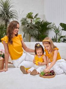 SHEIN Baby 1pc Big Bow Front Cami Top "Mommy&Me"(3 pieces are sold separately) - Mustard Yellow - View 4