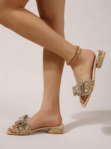 女士新款水钻高跟凉拖鞋，时尚奢华亮片珍珠链水钻花朵露趾套脚凉鞋，百搭迷人 - 金色 - 查看 4
