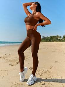 Easithlete 单肩镂空运动套装 健身女士套装 女士健身套装 - 棕色 - 查看 4