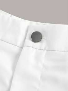 SHEIN EZwear 大碼翻蓋口袋短褲