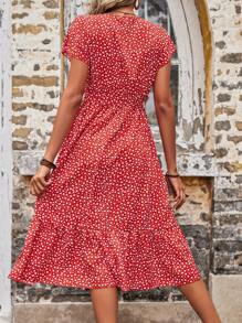 SHEIN LUNE Vestido con mangas de murciélago, volantes y cinturón con estampado de corazones para mujer, atuendo de Año Nuevo talla maxi - Rojo - Ver 2