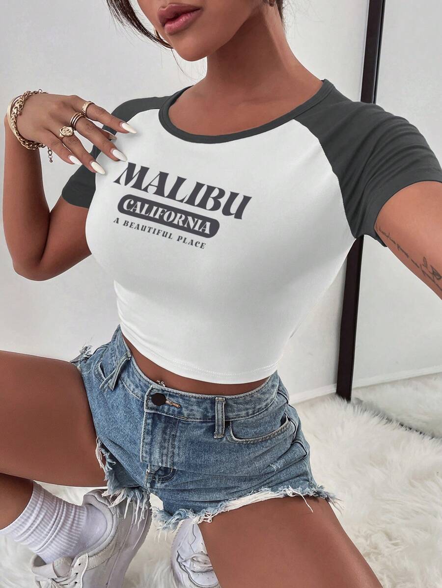 SHEIN Unity Letter Graphic Raglan Sleeve Crop Tee Graphic Tees Women Tops - Multicolor - View 1
