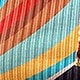 متعدد الألوان