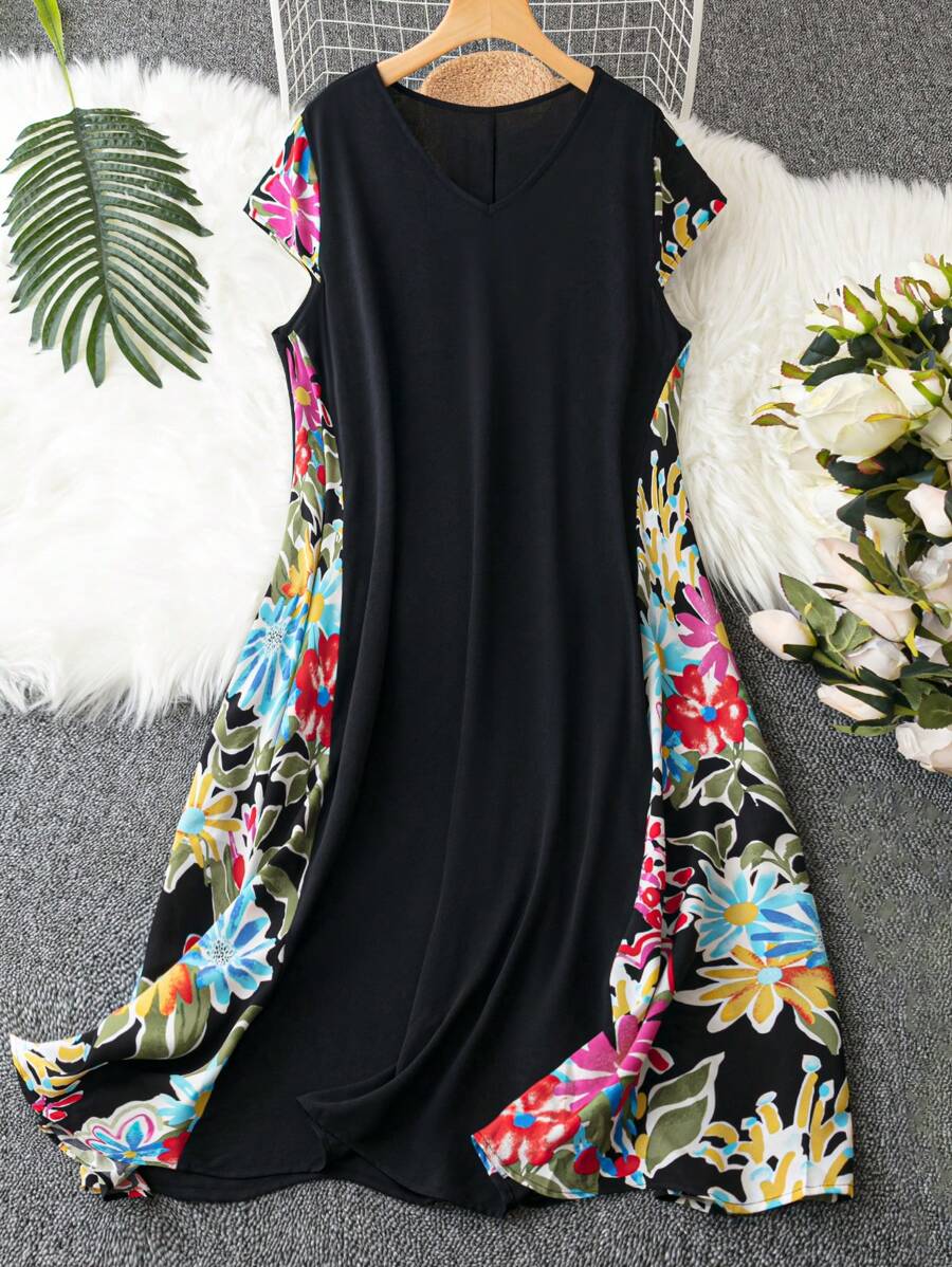SHEIN LUNE 大碼休閒花卉印花連衣裙 - 黑色 - 查看 1