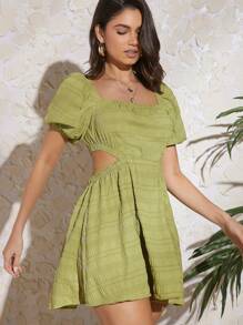 Travachic 泡泡袖腰部鏤空洋裝