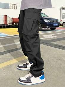 Manfinity EMRG 男士側翻蓋口袋工裝褲 - 黑色 - 查看 5