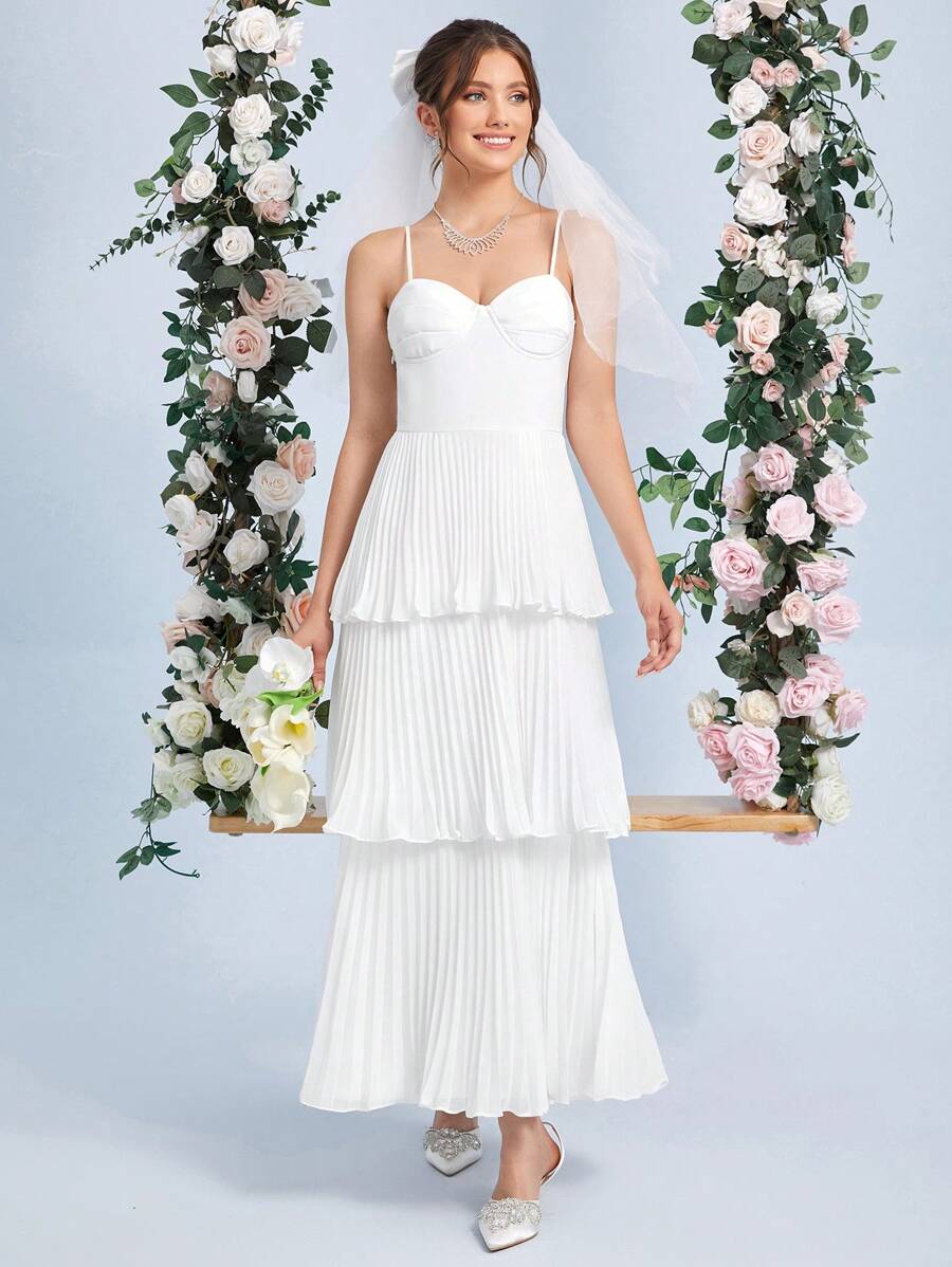 SHEIN Belle 百褶多層下擺吊帶婚紗連衣裙不附面紗 - 白色 - 查看 1