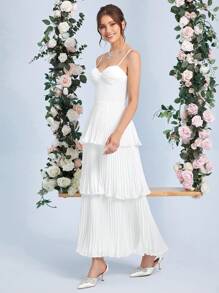SHEIN Belle 百褶多層下擺吊帶婚紗連衣裙不附面紗 - 白色 - 查看 6
