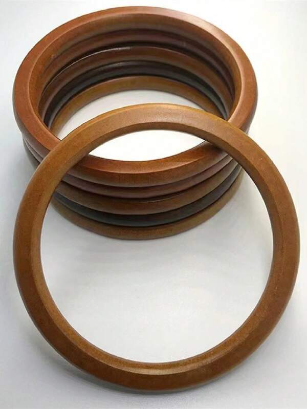 حقيبة يد مستديرة مصنوعة يدويًا من الخشب المنسوج قطعة واحدة