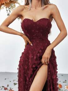 Đầm dạ hội cúp ngực, cổ hình trái tim, xẻ tà cao, dáng chữ A trang trí ren hoa - Đầm dạ hội dài chấm đất, phù hợp cho các buổi dạ tiệc trang trọng, sự kiện thảm đỏ, đám cưới thắt cà vạt đen, đêm nhạc kịch, tiệc từ thiện sang trọng, tiệc tùng, dự đám cưới và nhiều dịp khác. Thanh lịch - Màu Đỏ Sâu - Xem 6