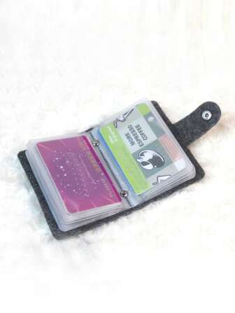 灰色的毛氈多種卡卡收納適用於日常