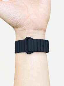 1条男女通用硅胶磁吸表带，兼容 42mm、38mm、40mm、41mm、44mm、45mm、46mm、49mm，时尚智能手表替换表带，适用于Ultra2、Ultra SE2、SE 11、10、9、8、7、6、5、4、3、2、1系列，可作为学生返校礼物 - 黑色 - 查看 3