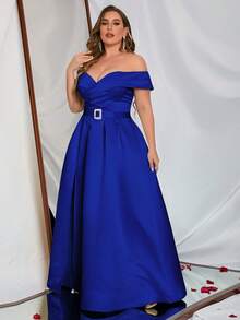 Vestido de hombros descubiertos de muslo con abertura con cinturón de satén - azul real - Ver 4