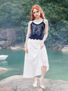 ROMWE Fairycore 美人魚翅膀和人像蕾絲拼接吊帶上衣 - 藏蓝色 - 查看 6