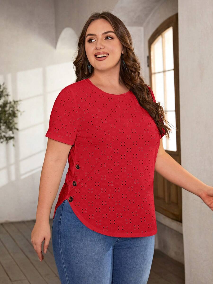SHEIN LUNE Plus Schiffy Button Detail Curved Hem Tee