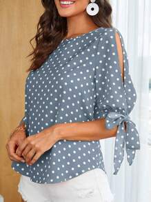 SHEIN Clasi Blusa con estampado de lunares de manga con abertura