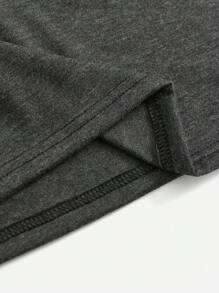 SHEIN EZwear Áo thun nữ Con số Lá thư Giải trí - Màu xám đen - Xem 3