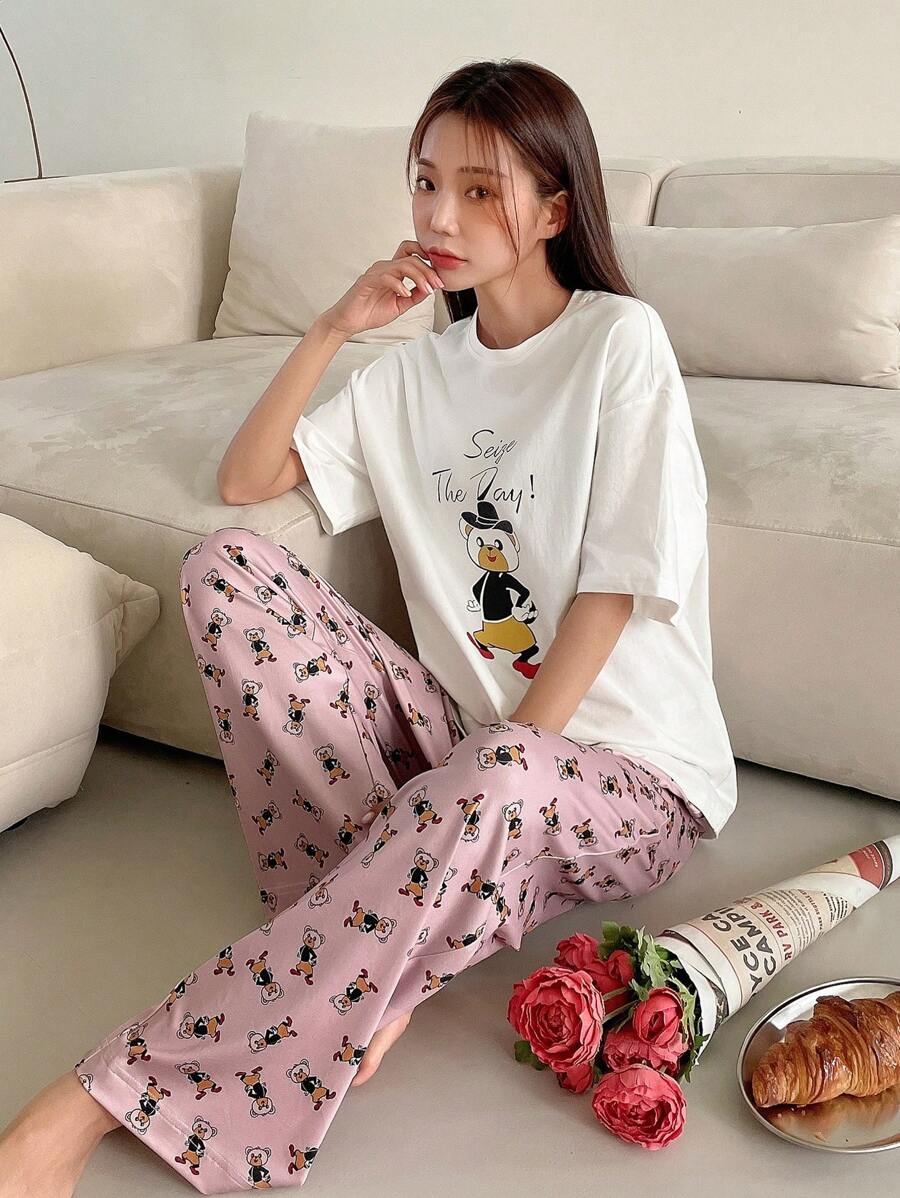DAZY Cartoon & Letter Graphic Drop Shoulder Tee & Trousers Lounge Set - Multicolor - View 1