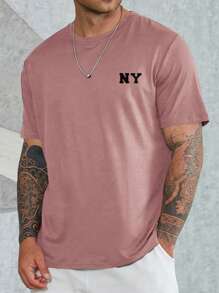 Manfinity Homme Hombres Camiseta con estampado de letra - Rosa vieja - Ver 1