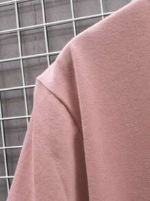 Manfinity Homme Hombres Camiseta con estampado de letra - Rosa vieja - Ver 6