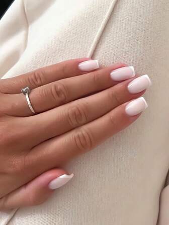 Uppgradera din look med 24 st kort fyrkantig fransk stil heltäckande falska nagelset Press On Nails Nageltillbehör