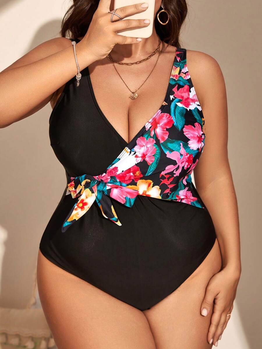 SHEIN Swim Curve 大碼印花側打結連體泳衣 - 黑色 - 查看 1