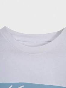 RueChic Men Letter Graphic Tee & Drawstring Waist Shorts - Blue and White - View 6