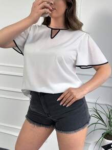 RueChic Plus Contrast Binding Keyhole Neckline Blouse - White - View 5