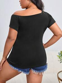SHEIN Unity Áo thun Plus size Bất đối xứng Cắt ra màu trơn Giải trí - màu đen - Xem 2