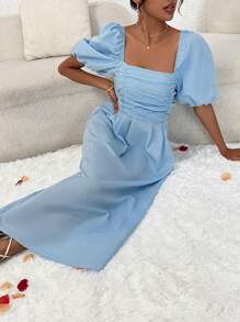 SHEIN Privé 方領泡泡袖前收褶連衣裙 - 藍色 - 查看 6