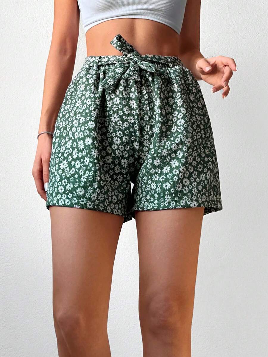 EURMUSE Ditsy Floral Print Tie Front Shorts - Green - View 1