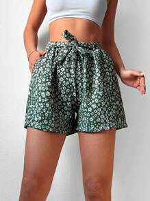 EURMUSE Ditsy Floral Print Tie Front Shorts - Green - View 4