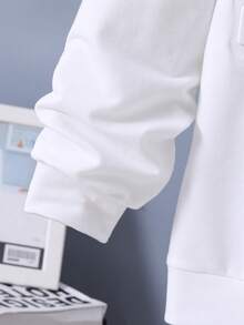 SHEIN 男孩字母圖案運動衫 - 白色 - 查看 4