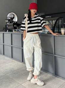 DAZY Áo thun nữ Đắp vá Lá thư Sọc Giải trí - Đen và trắng - Xem 3