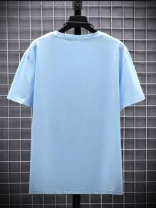 Manfinity EMRG 男士卡通和標語圖案T恤 - 淺藍色 - 查看 2