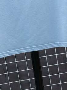 Manfinity EMRG 男士卡通和標語圖案T恤 - 淺藍色 - 查看 3