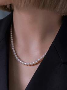 ROMWE قلادة اصطناعية اللؤلؤ الأنيقة للنساء لتزيين اليومي - أبيض - مشاهدة 3