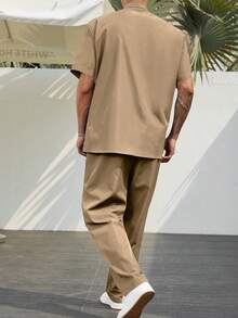 Manfinity RSRT 男士半排扣襯衫和褲子 - 卡其色 - 查看 2