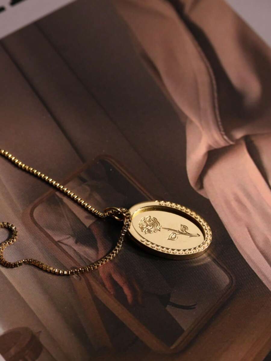 花細節橢圓形吊飾項鍊 - 金黃色 - 查看 1