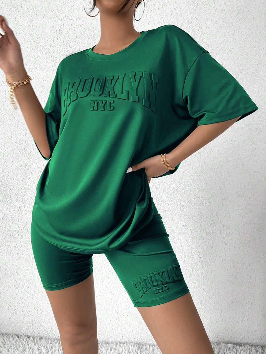 SHEIN Unity 字母圖案落肩T恤和騎行褲 - 墨綠色 - 查看 1