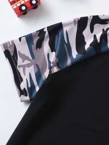 SHEIN Boys Camo Print Raglan Sleeve Tee & Shorts - Multicolor - View 6