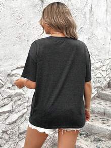 SHEIN EZwear Áo thun Plus size Lá thư Loại bướm Giải trí - Màu xám đen - Xem 2